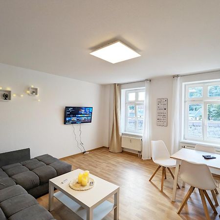 F4 - Urlaubsmagie - Grosse Wohnung Fuer Bis Zu 10 Personen Зебниц Екстериор снимка