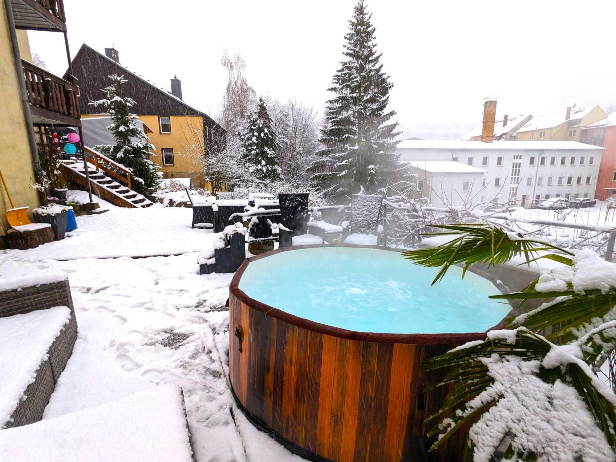 F4 - Urlaubsmagie - Grosse Wohnung Fuer Bis Zu 10 Personen Зебниц Екстериор снимка