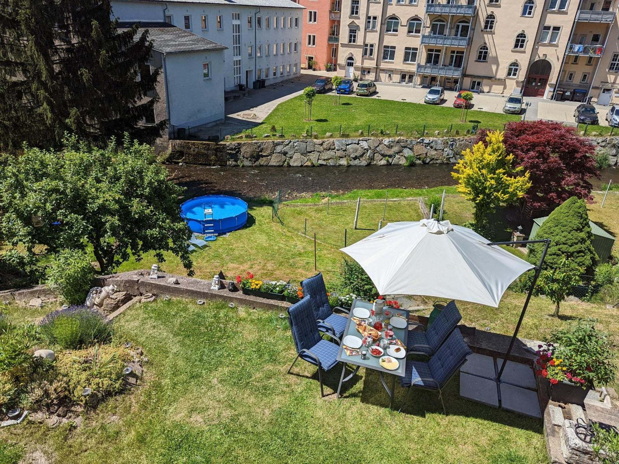 F4 - Urlaubsmagie - Grosse Wohnung Fuer Bis Zu 10 Personen Зебниц Екстериор снимка